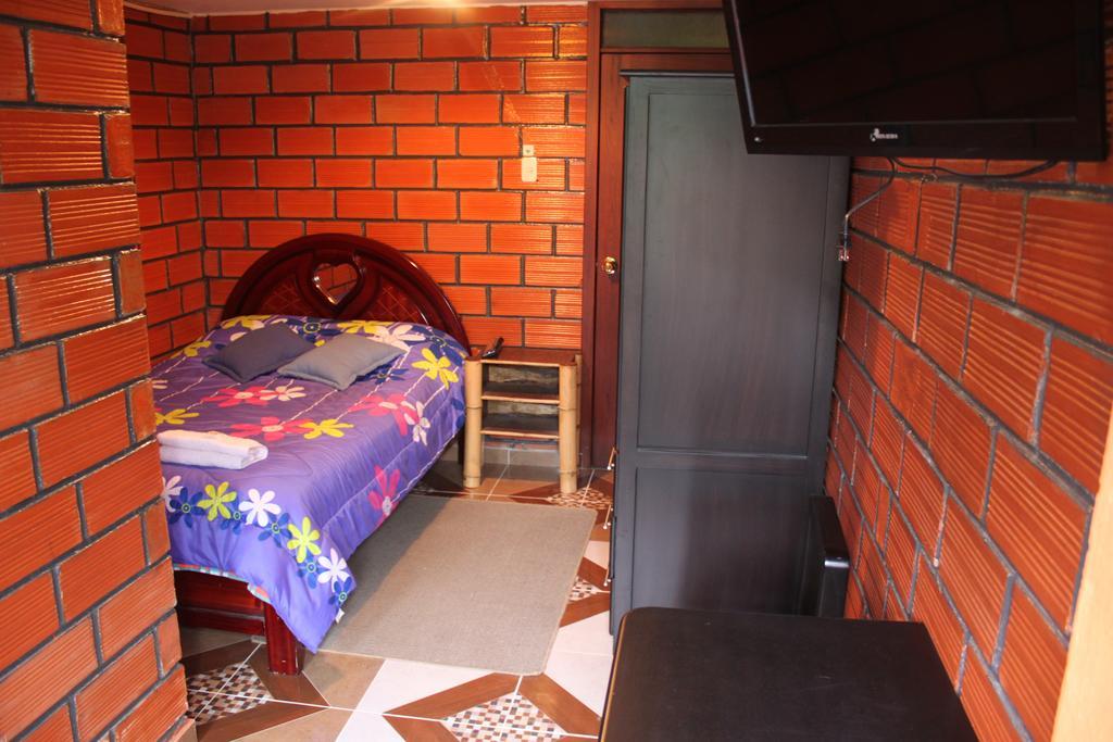 Hostel Sendero De Volcanes Латакунга Экстерьер фото